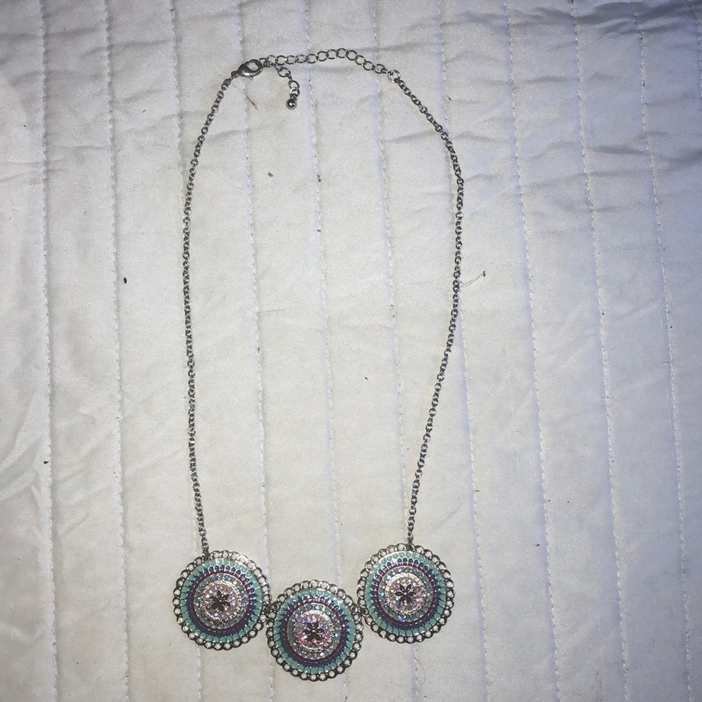 super cute silver blue necklace